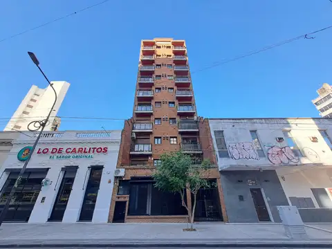 Departamento de 2 dormitorios en alquiler en La Plata sobre Calle 47 [Cod: 2]