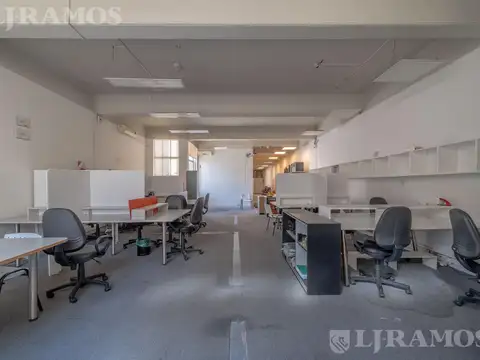 Oficina en Venta al Este