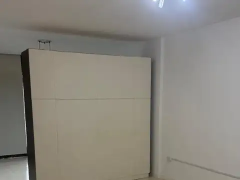 Monoambiente muy lindoal fte con balcón