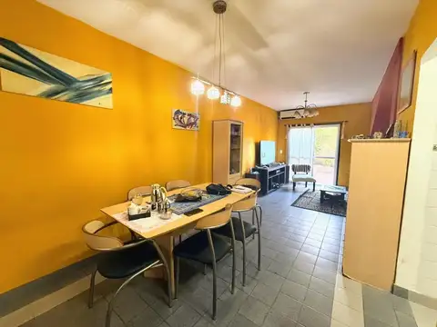 Depto Tipo Casa 4 ambientes con 1 baño