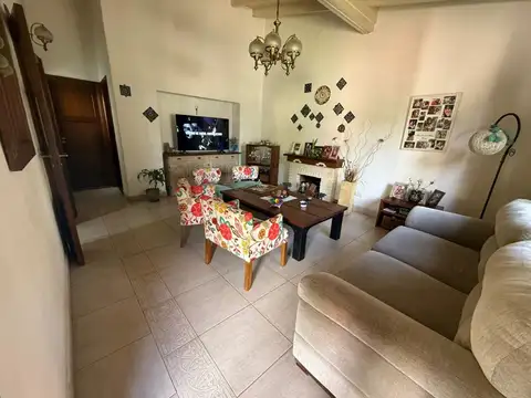 Casa en Venta en Ciudad Evita, USD 195.000