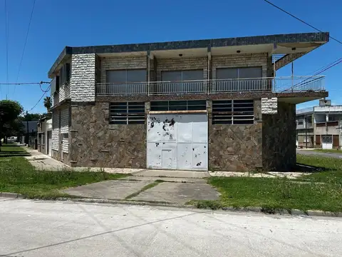 Galpon en Venta en Perez, USD 210.000