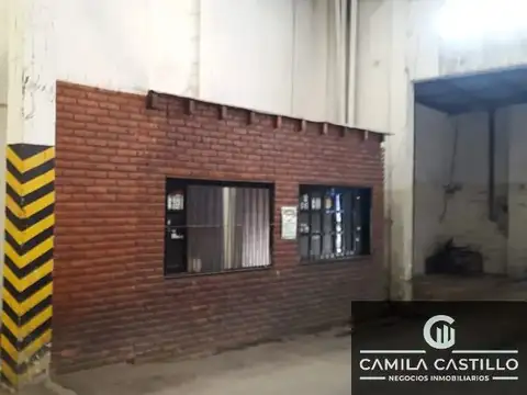 Galpón en alquiler de 800m2 ubicado en Paso del Rey