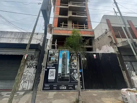 Avenida Presidente Bernardino Rivadavia 600