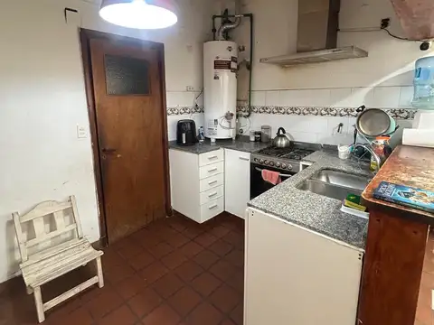 Casa 4 ambientes con 1 baño