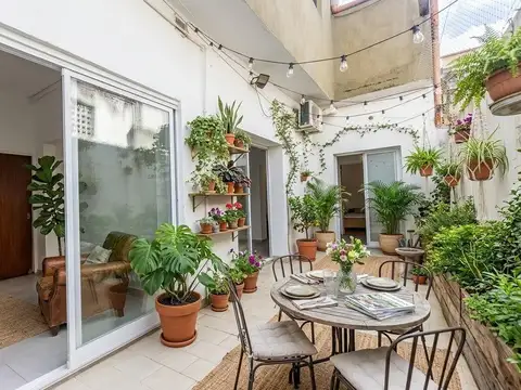VENTA de PH 4 ambientes con patio y terraza en Villa Urquiza