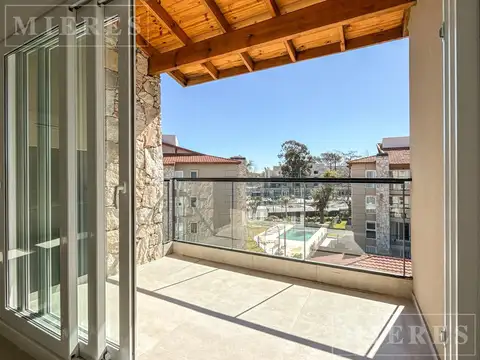 Departamento 4 ambientes c/ cochera cubierta en Green Style II