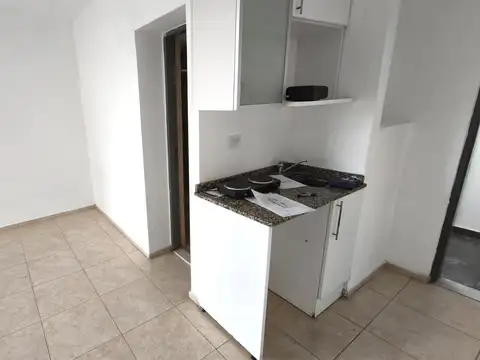 Departamento en Alquiler en Arroyito, $ 280.000