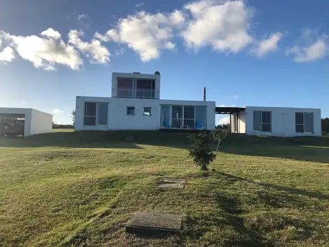 Tajamares de la Pedrera  Club de Campo . “ Mar de Amores “