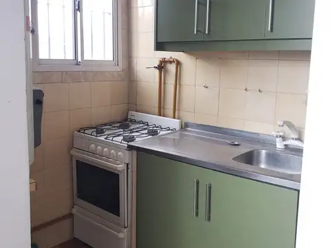 San Martín 200, Piso 1