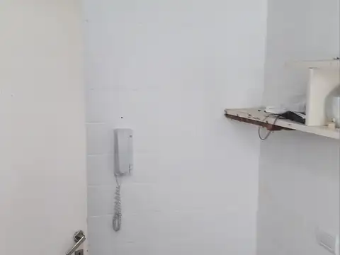 Departamento en Venta en Olivos Vias/Rio, USD 73.000