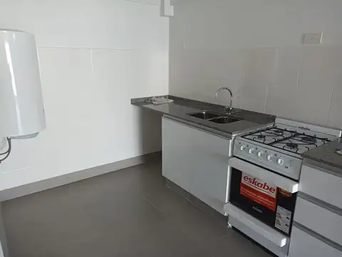 depto 3 amb c/ 2 baños y balcon como si fuera a estrenar.
