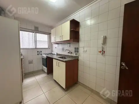 Alquiler 24 MESES, departamento 2 ambientes en Zona Plaza Colon.