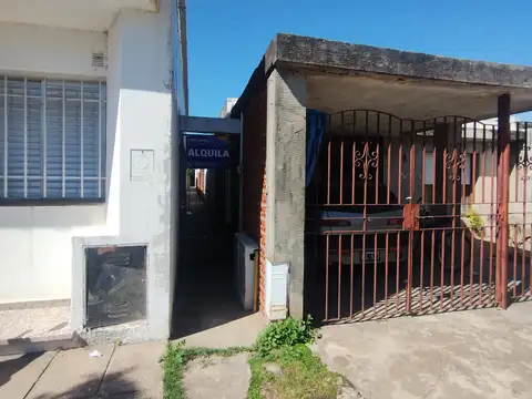Depto Tipo Casa en Alquiler de 2 dormitorios