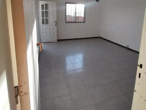 Depto Tipo Casa en Alquiler de 2 dormitorios