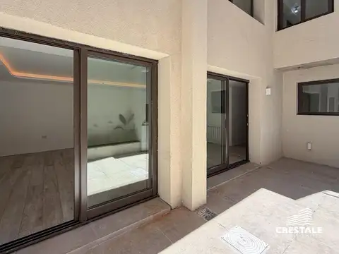 Depto Tipo Casa en Venta en Centro, USD 225.000