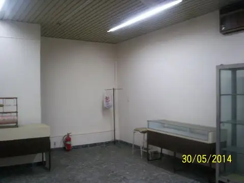 Local en Alquiler en Valentin Alsina, $ 900.000