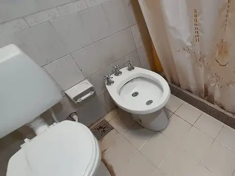 VENTA CASA A RECICLAR-INVERSORES-CENTRO CHASCOMUS