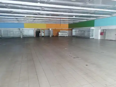Galpon en Venta 25  mts Frente