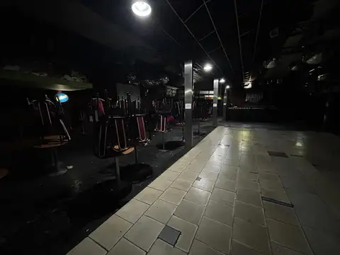 Local en Alquiler 40 años