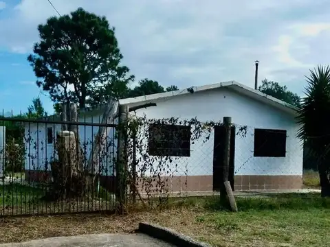 VENTA CASA2 DORM GALPON PARQUE DEL PLATA NORTE