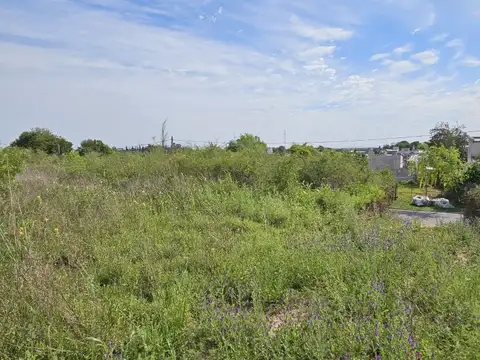 Lote de 315m2 con disponibilidad de servicios!Posibilidad de permuta! Matanza e/ Passo y Arenal...