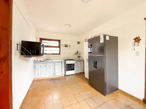 Venta casa 3 ambientes cochera Constitución Apto C