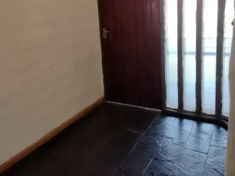 Alquiler  Tablada Park 4 dormitorios 3 baños pielta mas oficina local al frente