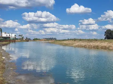 LOTE BARRIO EL PRINCIPADO VISTA LAGUNA CON PLANOS APROBADOS