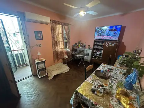 Los Perales - 3 ambientes al frente - 45 M2