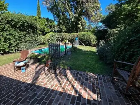 Casa en Venta con 1 cochera