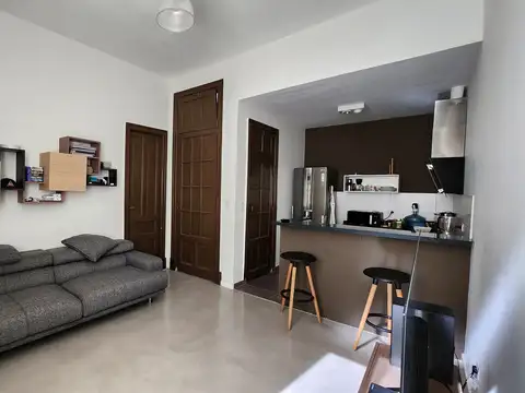 Venta Departamento 4 Amb. Remodelado a Nuevo. San Telmo