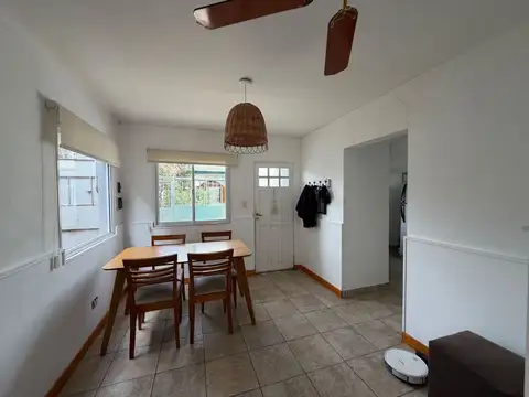 Casa 3 ambientes con 1 baño