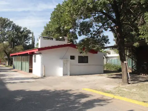 Galpón en venta Av Las Malvinas Zona Este Cordoba Industrial