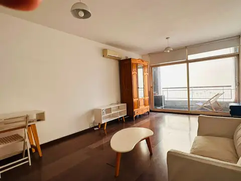 Avenida Luis María Campos 400