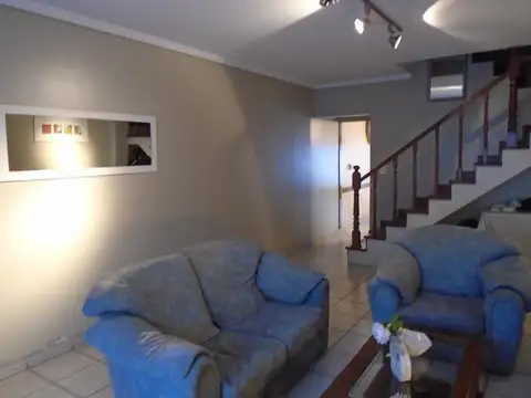 Casa en Venta en Villa Adelina, USD 230.000
