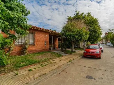 VENTA CASA MULTIFAMILIAR BARRIO PARQUE SAAVEDRA