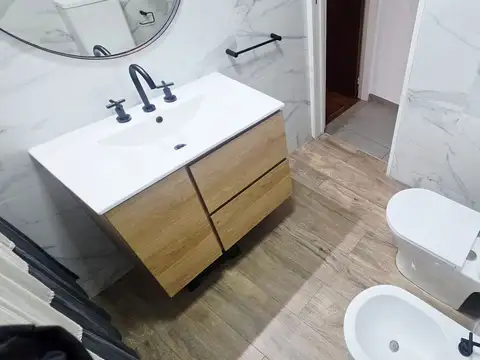 VENTA CASA 3 AMB, COCHERA, QUINCHO, V. LUZURIAGA