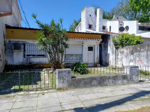 CASA A REFACCIONAR DE 3 AMBIENTES