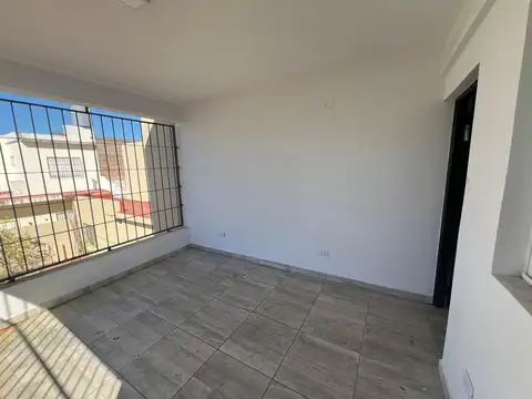 Depto Tipo Casa en Alquiler de 2 ambientes