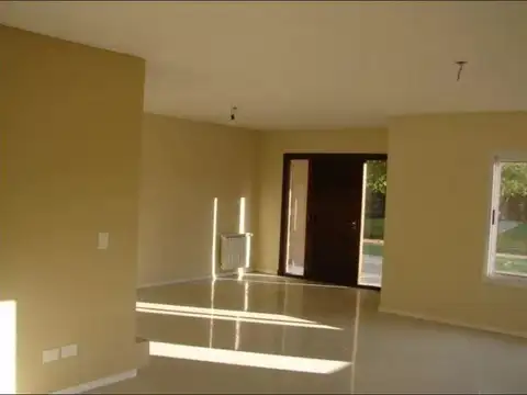 Casa en Alquiler de 4 dormitorios