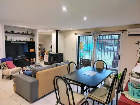 637 esquina 10 bis 100