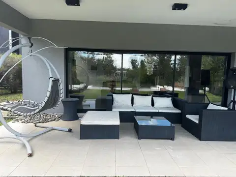 Casa en Alquiler Temporal de 4 dormitorios