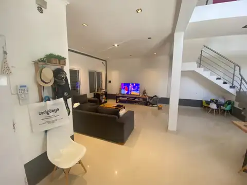 Casa en Venta en Resistencia, USD 143.000