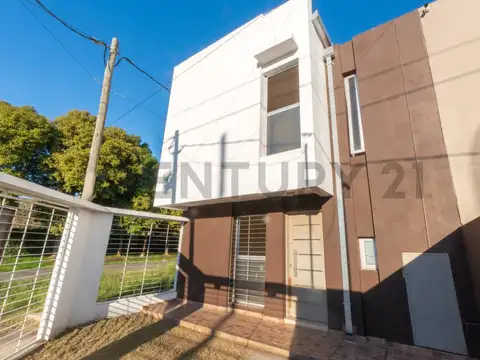 Duplex en venta en San Carlos La Plata de 2 dormitorios