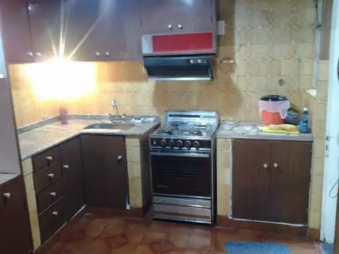 Depto Tipo Casa en Venta en Villa Sarmiento, USD 60.000
