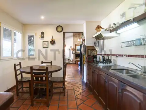 Casa en Venta en Manuel B Gonnet, USD 330.000