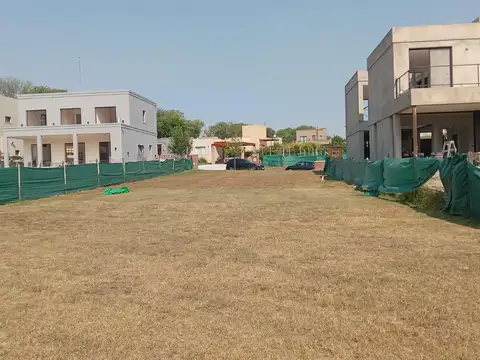 Terreno en Venta en Pilar del Este - Santa Elena, USD 42.500