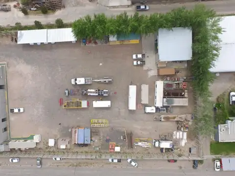 Galpon en Alquiler 50  mts Frente