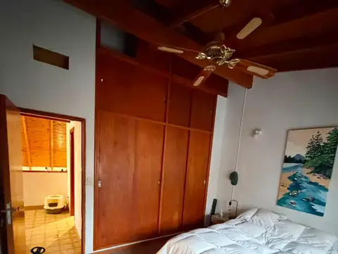 Casa 3 ambientes con 2 baños